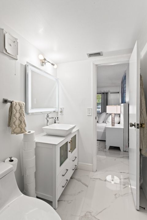 待售: $210,000 (2 贝兹, 2 浴室, 1019 平方英尺)