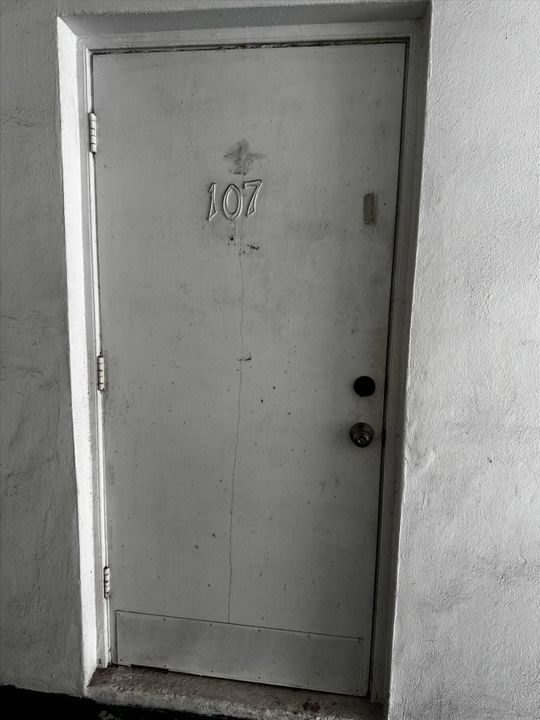 For Sale: $55,000 (2 beds, 2 baths, 950 Square Feet)