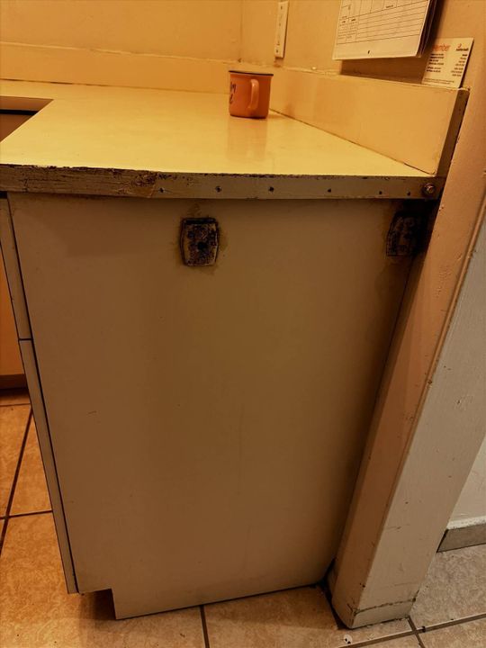 For Sale: $55,000 (2 beds, 2 baths, 950 Square Feet)