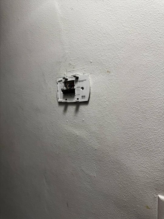 For Sale: $55,000 (2 beds, 2 baths, 950 Square Feet)