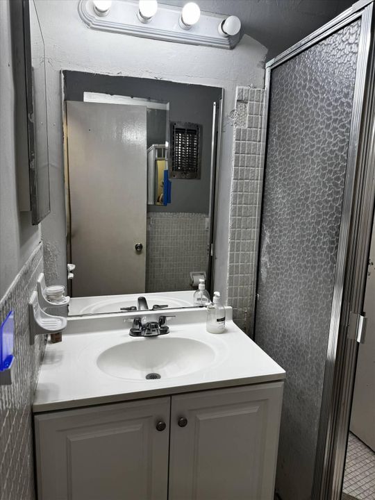 For Sale: $55,000 (2 beds, 2 baths, 950 Square Feet)