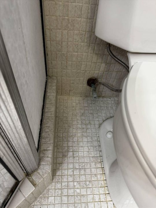 For Sale: $55,000 (2 beds, 2 baths, 950 Square Feet)