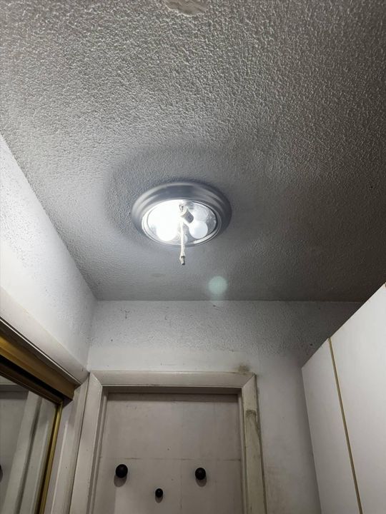 For Sale: $55,000 (2 beds, 2 baths, 950 Square Feet)