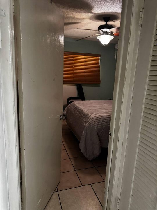 For Sale: $55,000 (2 beds, 2 baths, 950 Square Feet)