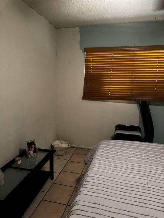 For Sale: $55,000 (2 beds, 2 baths, 950 Square Feet)