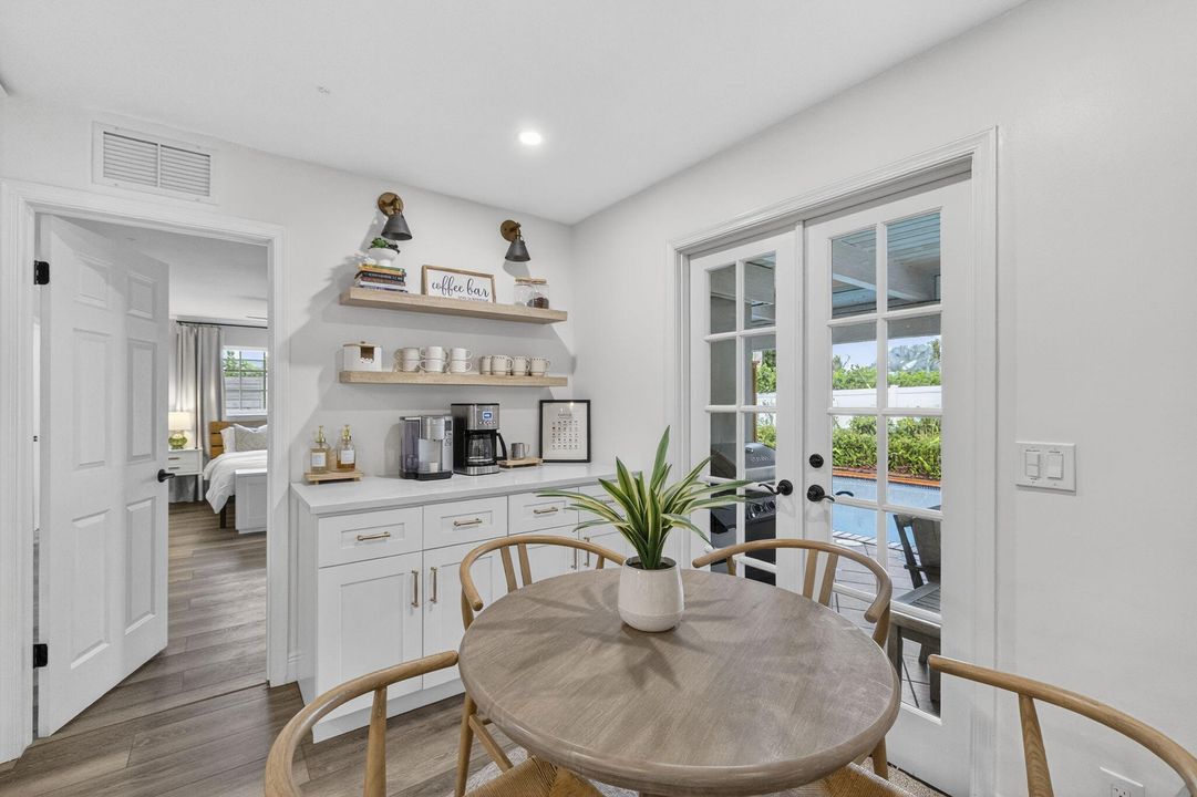 En Venta: $1,985,000 (4 camas, 4 baños, 3172 Pies cuadrados)