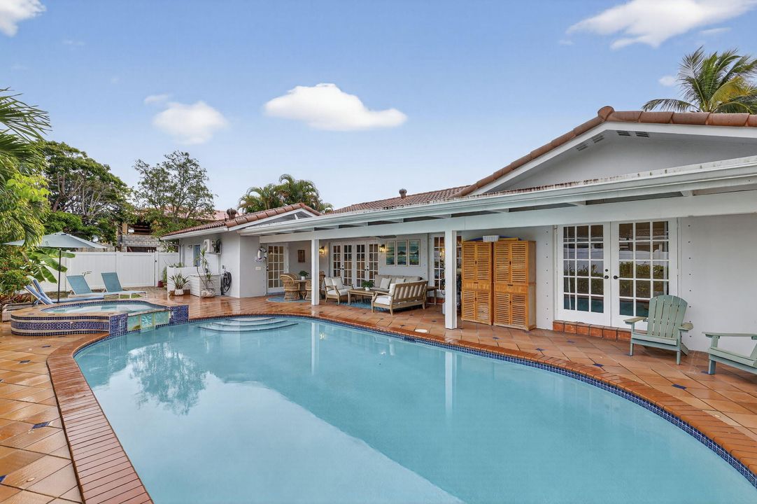 En Venta: $1,985,000 (4 camas, 4 baños, 3172 Pies cuadrados)