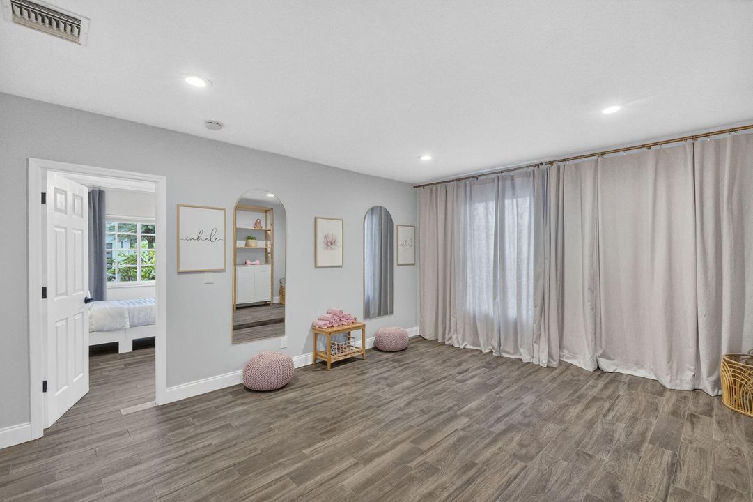 En Venta: $1,985,000 (4 camas, 4 baños, 3172 Pies cuadrados)