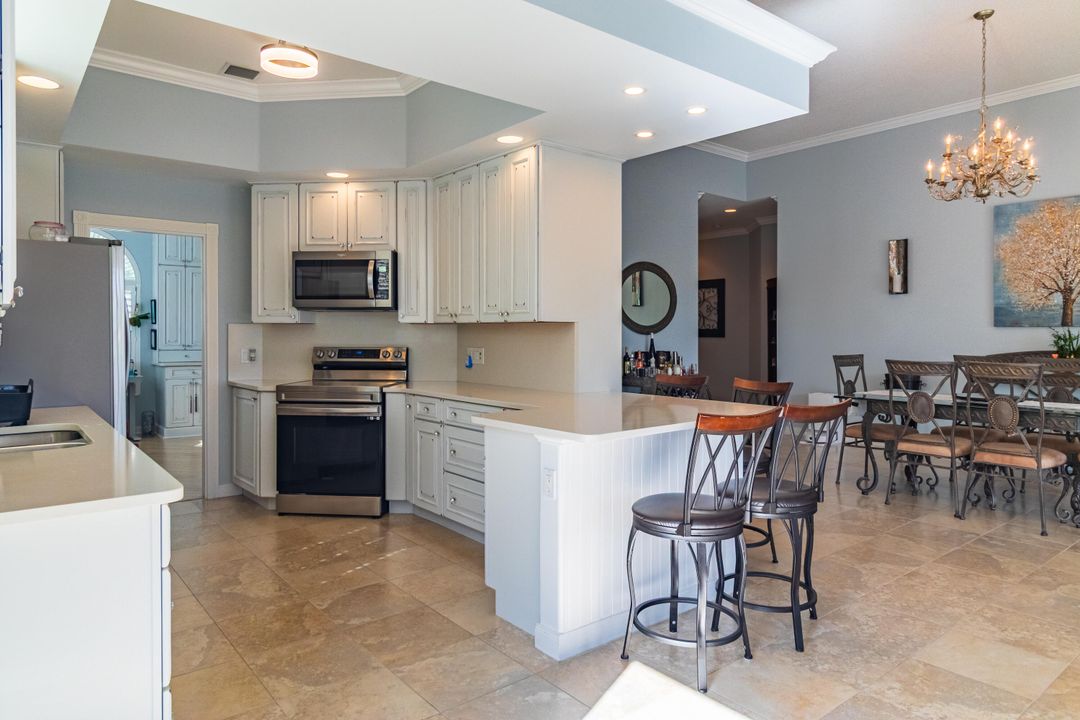 待售: $569,000 (3 贝兹, 3 浴室, 2198 平方英尺)