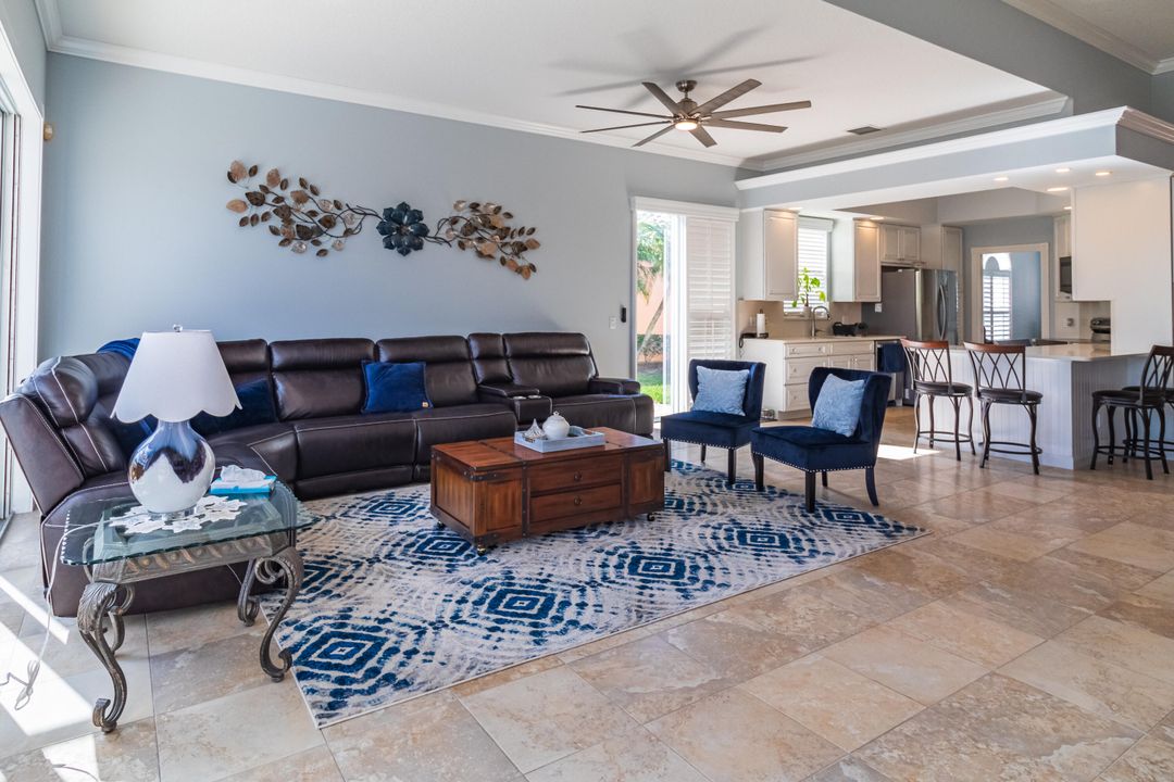 待售: $569,000 (3 贝兹, 3 浴室, 2198 平方英尺)