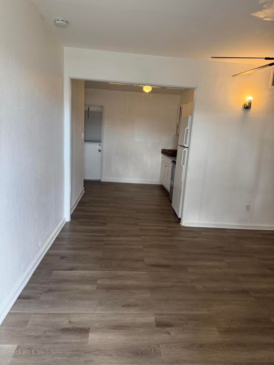 En Renta: $2,000 (2 camas, 1 baños, 700 Pies cuadrados)