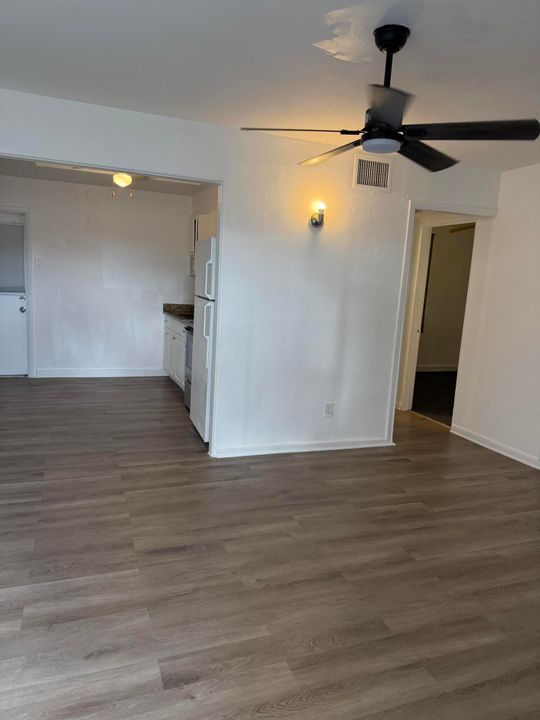 En Renta: $2,000 (2 camas, 1 baños, 700 Pies cuadrados)