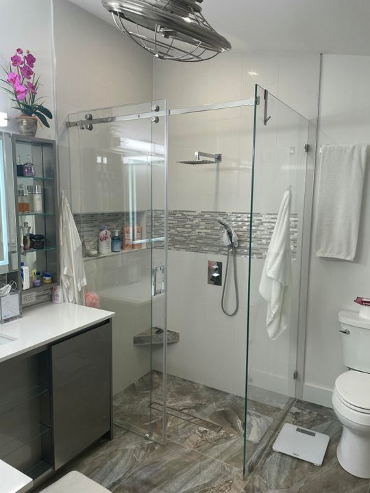 For Sale: $500,000 (3 beds, 2 baths, 1598 Square Feet)