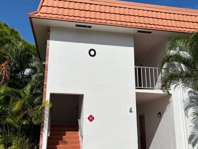 На продажу: $87,400 (1 спален, 1 ванн, 814 Квадратных фут)