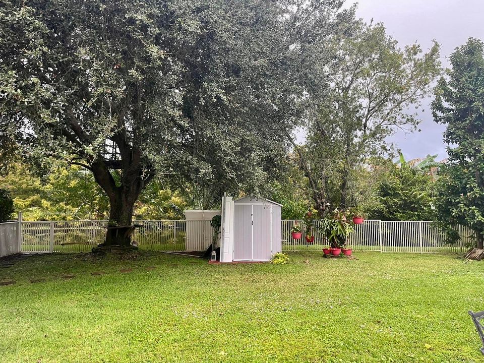 В аренду: $4,500 (4 спален, 2 ванн, 2039 Квадратных фут)