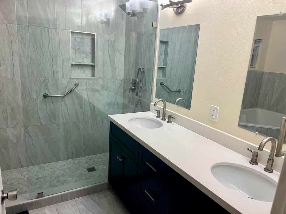 В аренду: $4,500 (4 спален, 2 ванн, 2039 Квадратных фут)