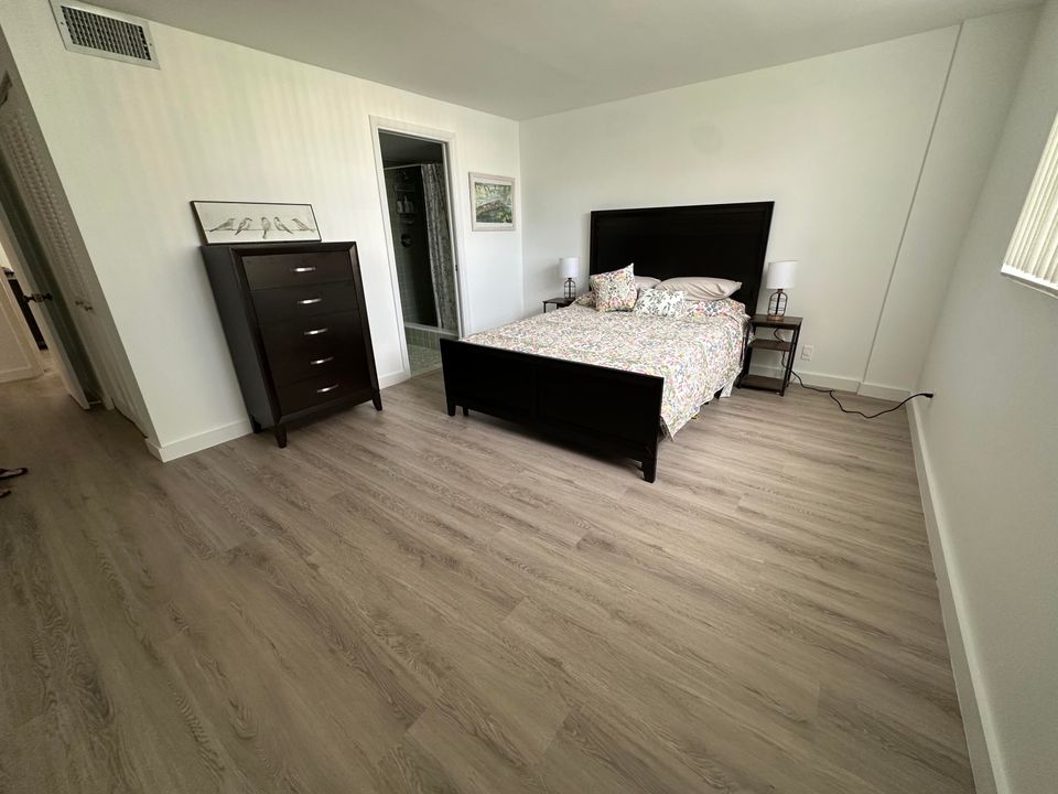 For Rent: $2,800 (2 beds, 2 baths, 1190 Square Feet)