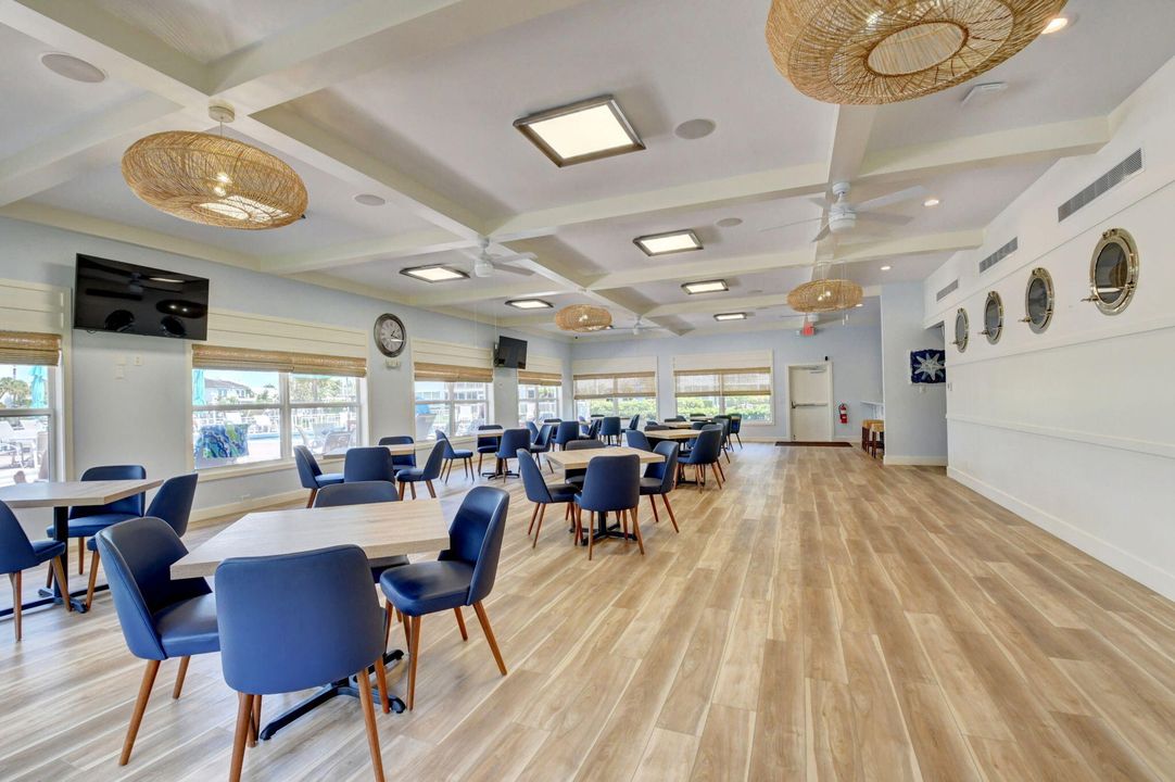 待售: $359,000 (2 贝兹, 2 浴室, 1009 平方英尺)