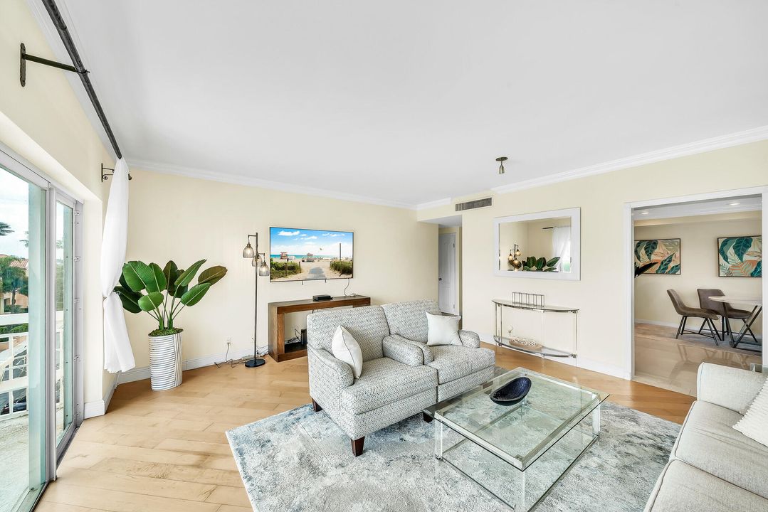 В аренду: $10,000 (1 спален, 1 ванн, 850 Квадратных фут)