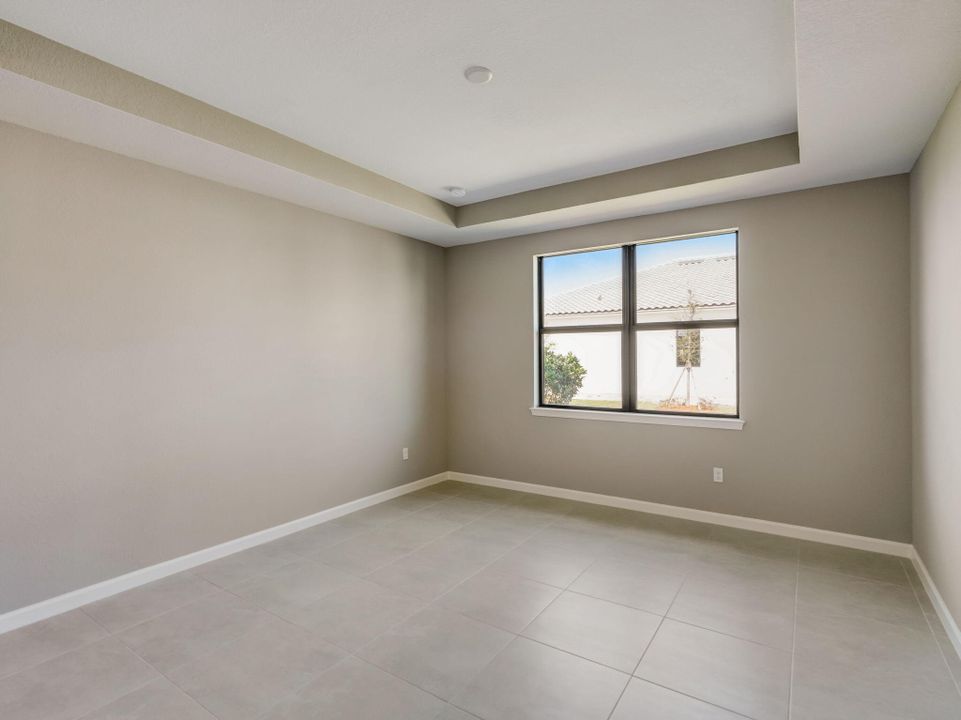 For Rent: $3,500 (3 beds, 2 baths, 2470 Square Feet)