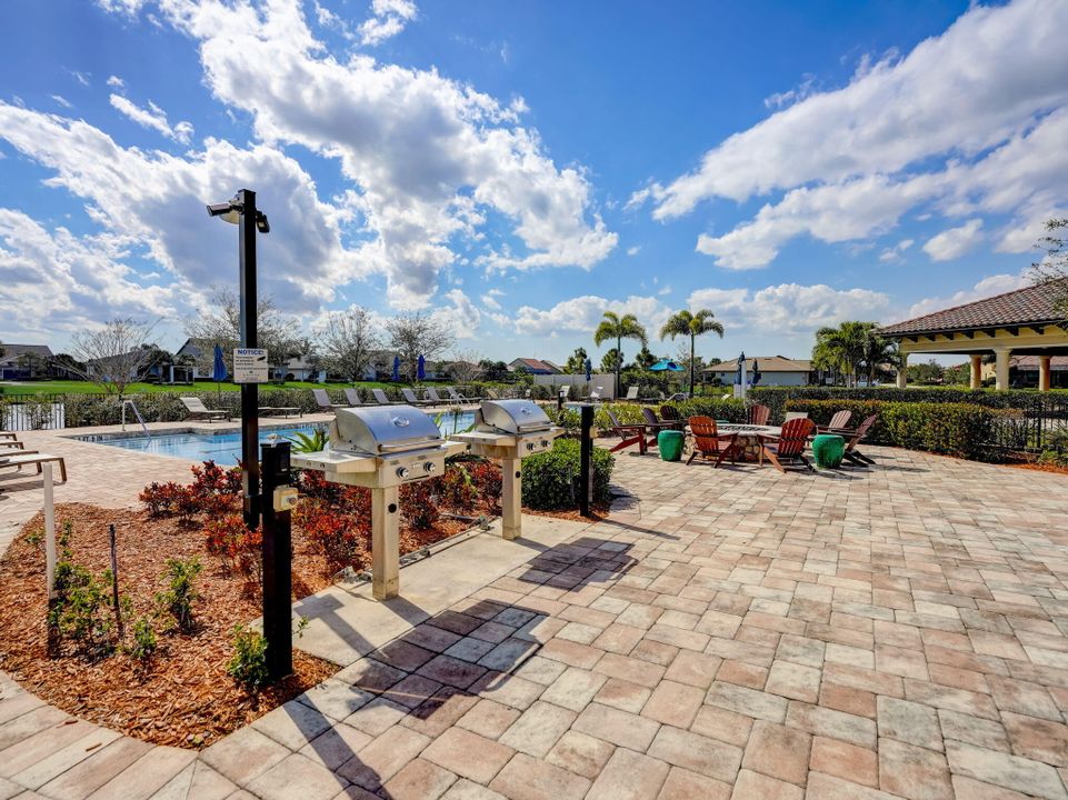 For Rent: $3,500 (3 beds, 2 baths, 2470 Square Feet)