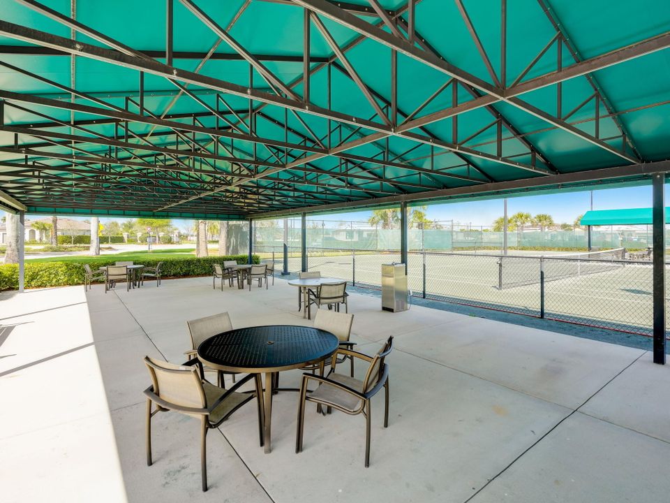 For Rent: $3,500 (3 beds, 2 baths, 2470 Square Feet)