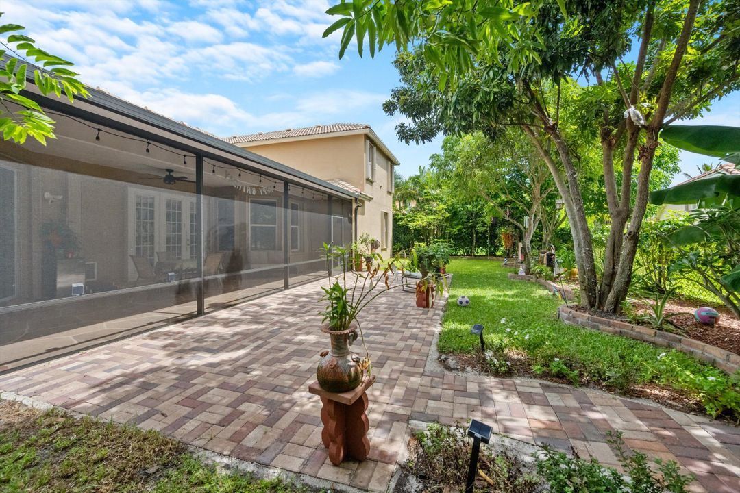 待售: $789,000 (5 贝兹, 4 浴室, 3519 平方英尺)