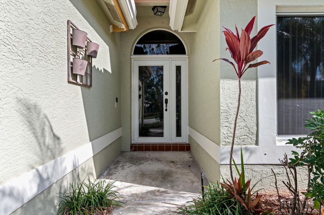 En Venta: $499,900 (3 camas, 2 baños, 1710 Pies cuadrados)