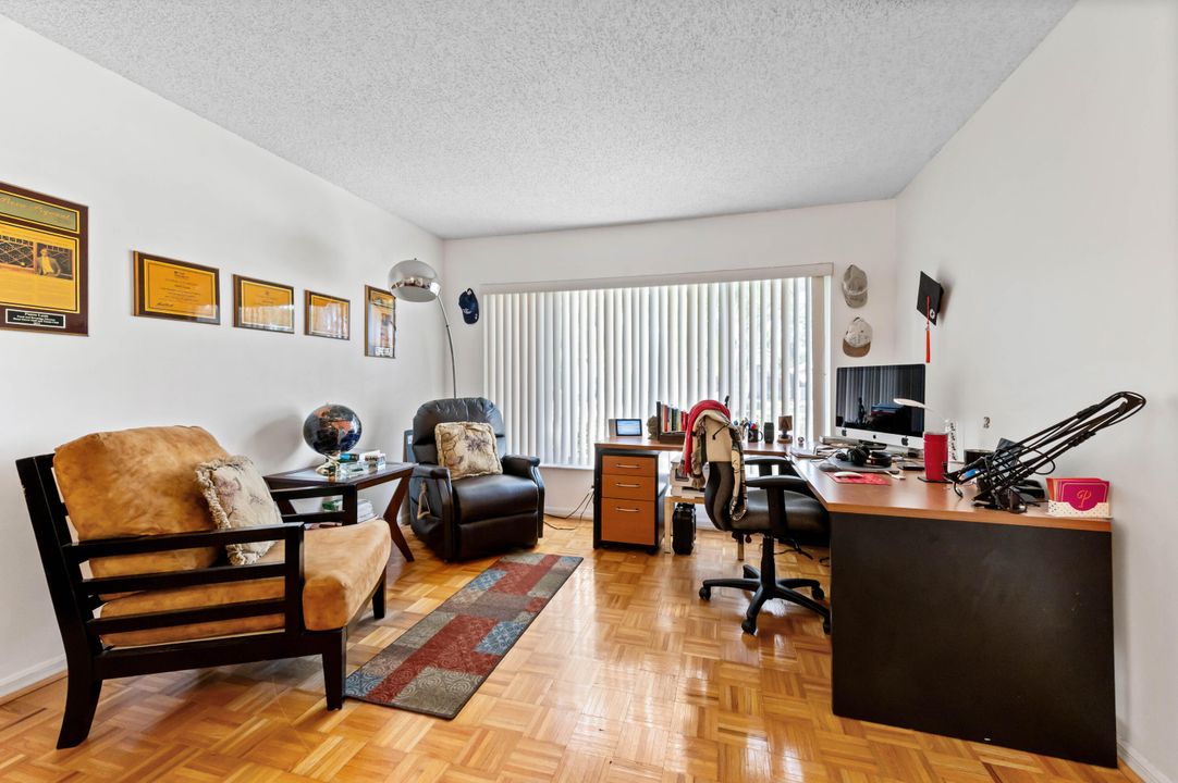 En Venta: $499,900 (3 camas, 2 baños, 1710 Pies cuadrados)