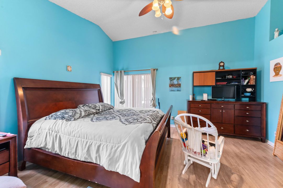 En Venta: $499,900 (3 camas, 2 baños, 1710 Pies cuadrados)