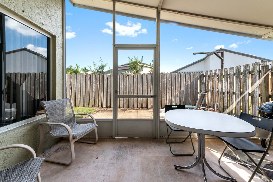 En Venta: $499,900 (3 camas, 2 baños, 1710 Pies cuadrados)