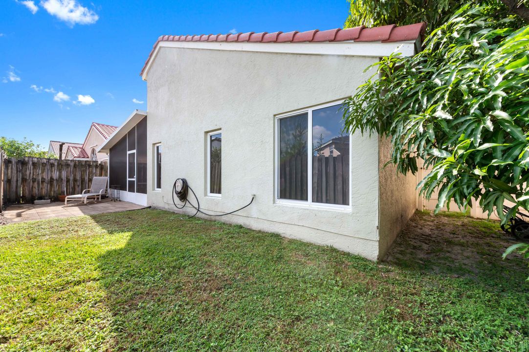 En Venta: $499,900 (3 camas, 2 baños, 1710 Pies cuadrados)