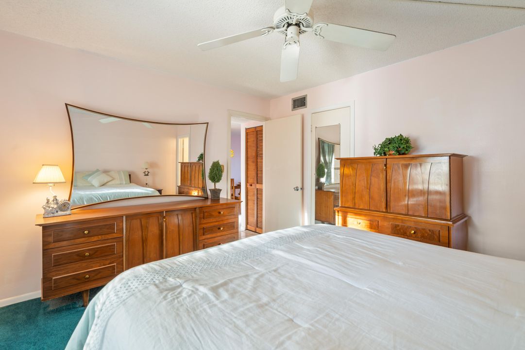 For Sale: $119,000 (2 beds, 2 baths, 868 Square Feet)