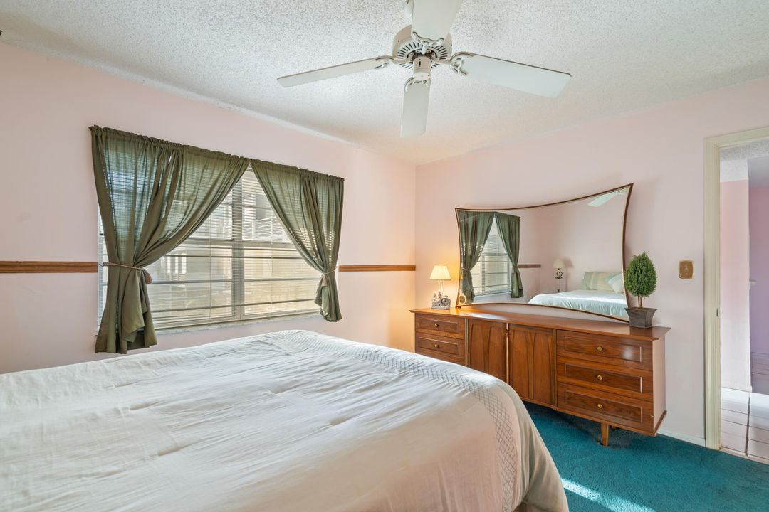 For Sale: $119,000 (2 beds, 2 baths, 868 Square Feet)