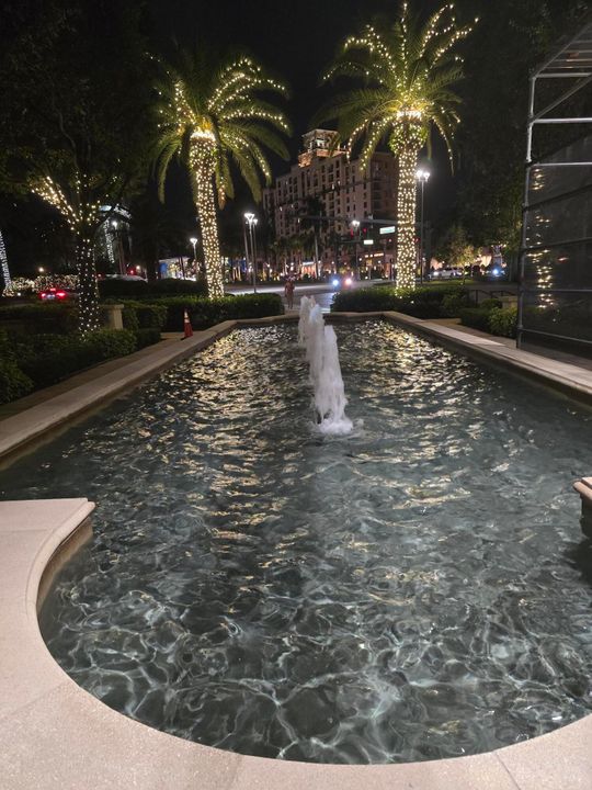 For Sale: $725,000 (2 beds, 2 baths, 1120 Square Feet)