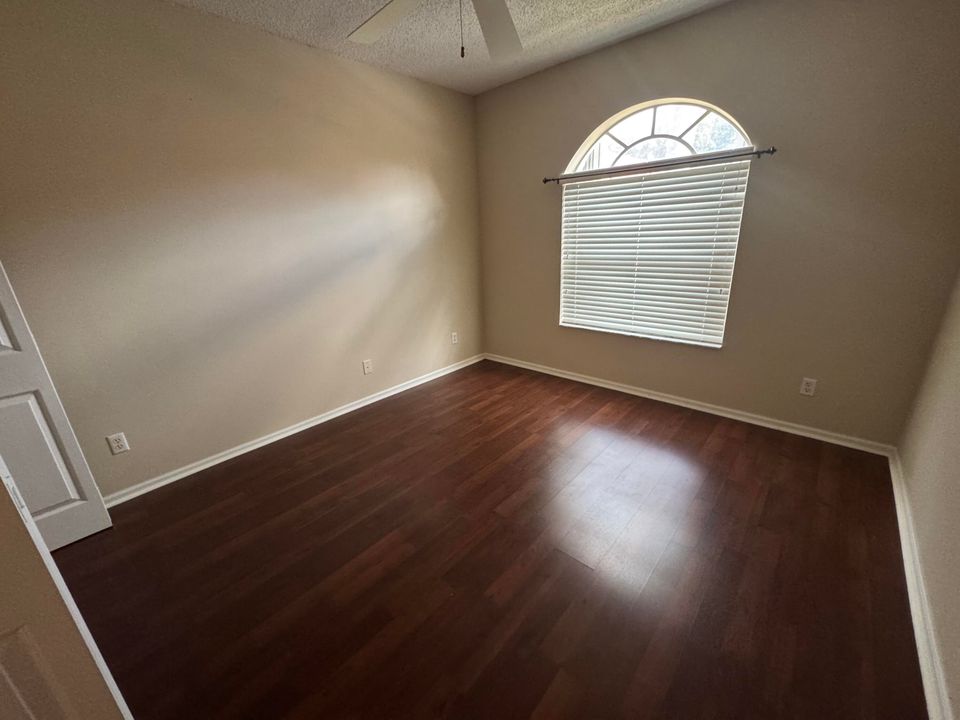 En Venta: $365,000 (2 camas, 2 baños, 1472 Pies cuadrados)