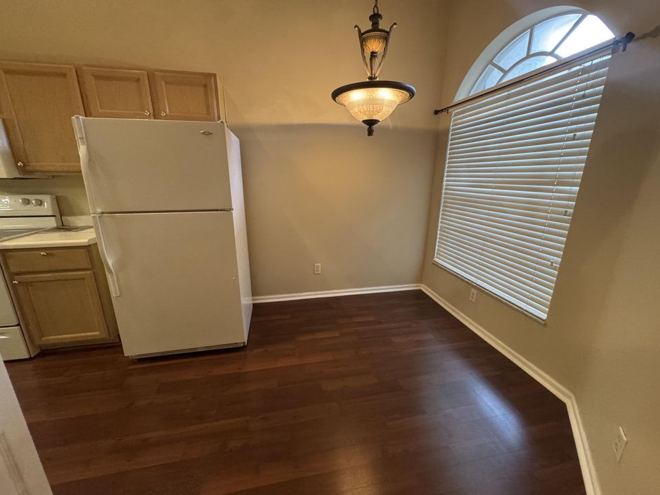 En Venta: $365,000 (2 camas, 2 baños, 1472 Pies cuadrados)