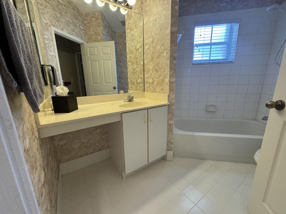 En Venta: $365,000 (2 camas, 2 baños, 1472 Pies cuadrados)