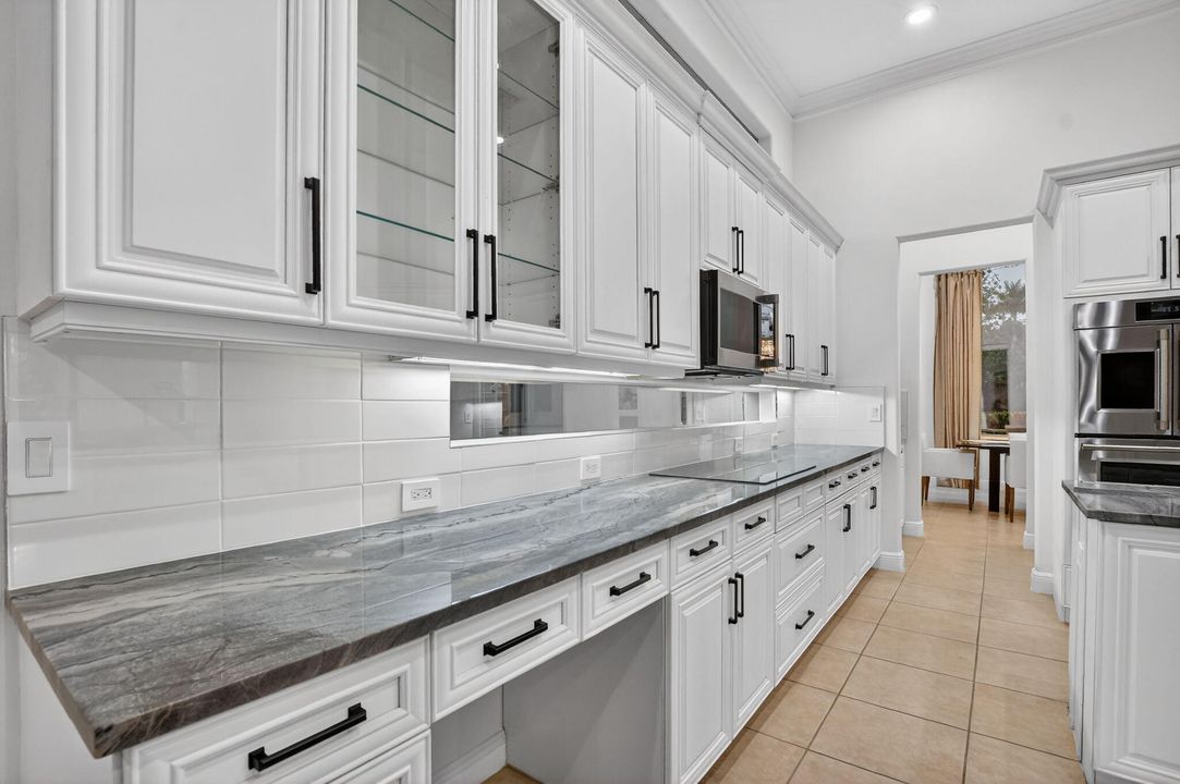 For Sale: $1,425,000 (4 beds, 3 baths, 3551 Square Feet)