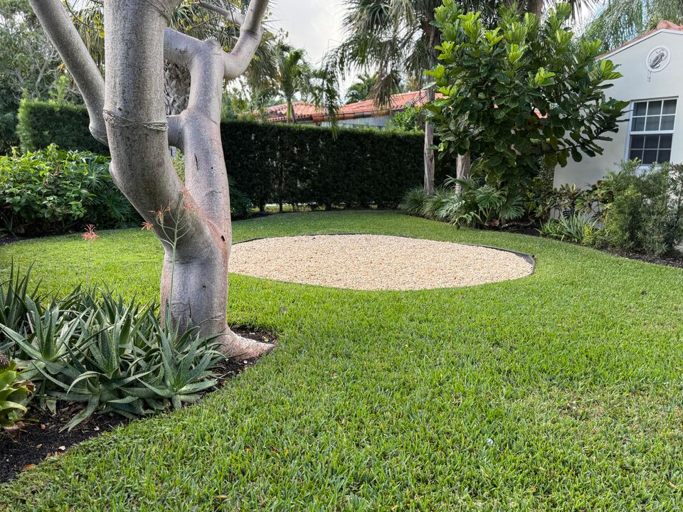 For Rent: $3,800 (2 beds, 2 baths, 1365 Square Feet)