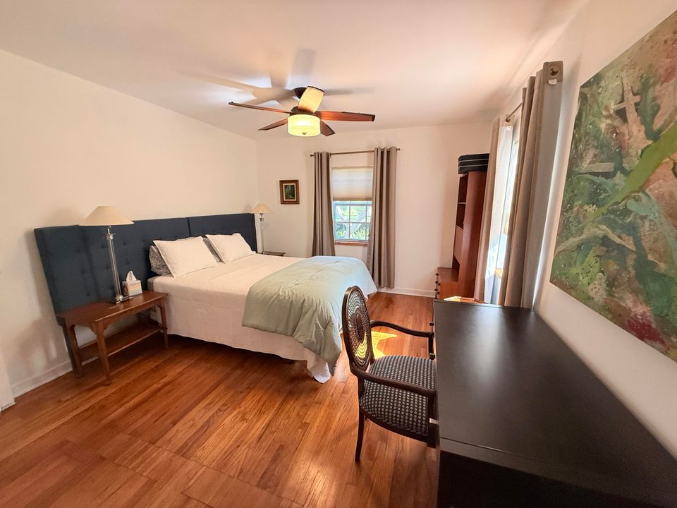 For Rent: $3,800 (2 beds, 2 baths, 1365 Square Feet)