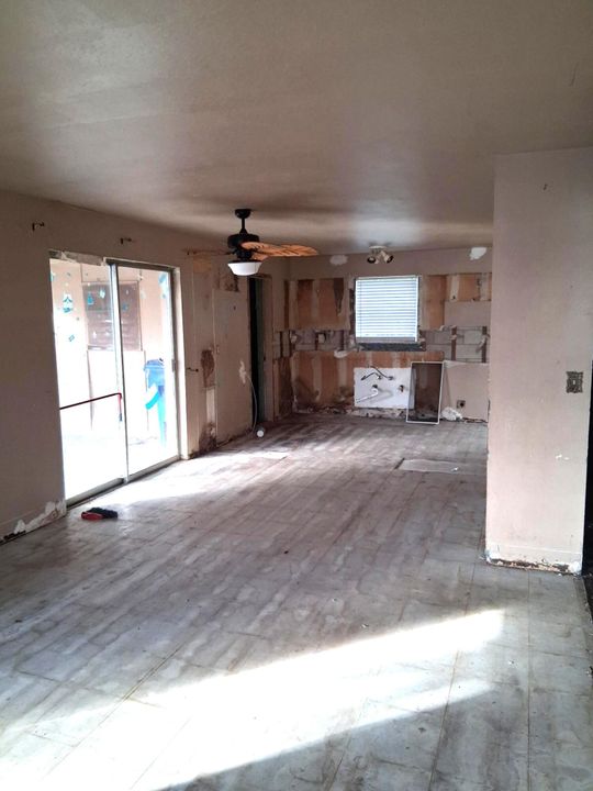 En Venta: $280,000 (3 camas, 1 baños, 816 Pies cuadrados)