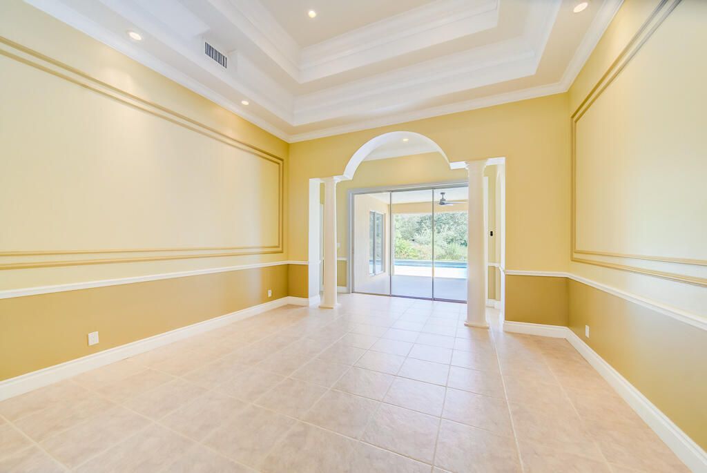 For Sale: $1,325,000 (5 beds, 4 baths, 3161 Square Feet)