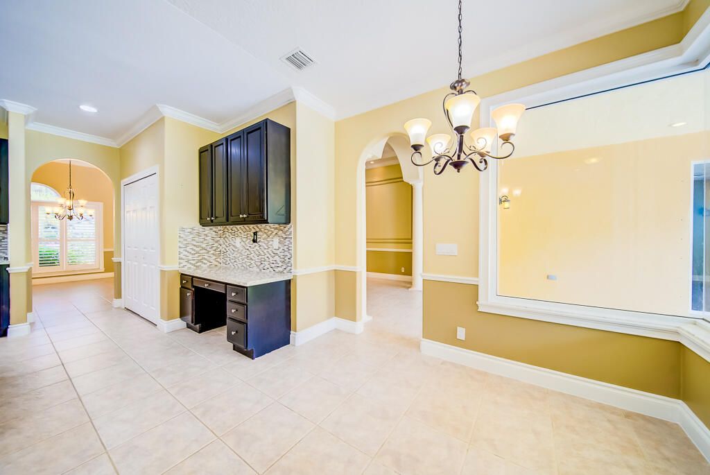 For Sale: $1,325,000 (5 beds, 4 baths, 3161 Square Feet)