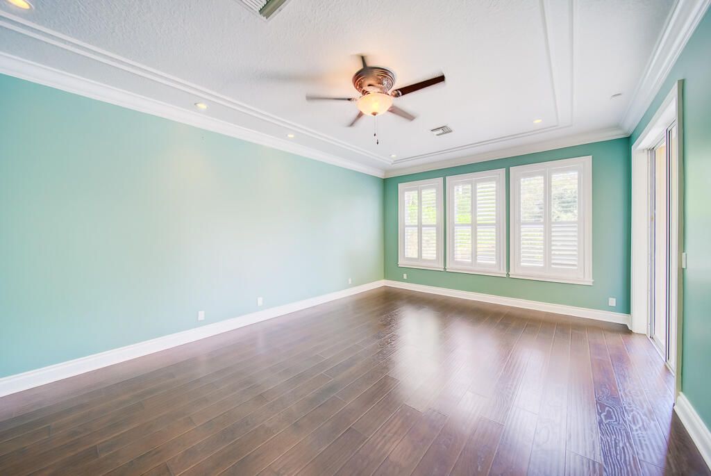 For Sale: $1,325,000 (5 beds, 4 baths, 3161 Square Feet)