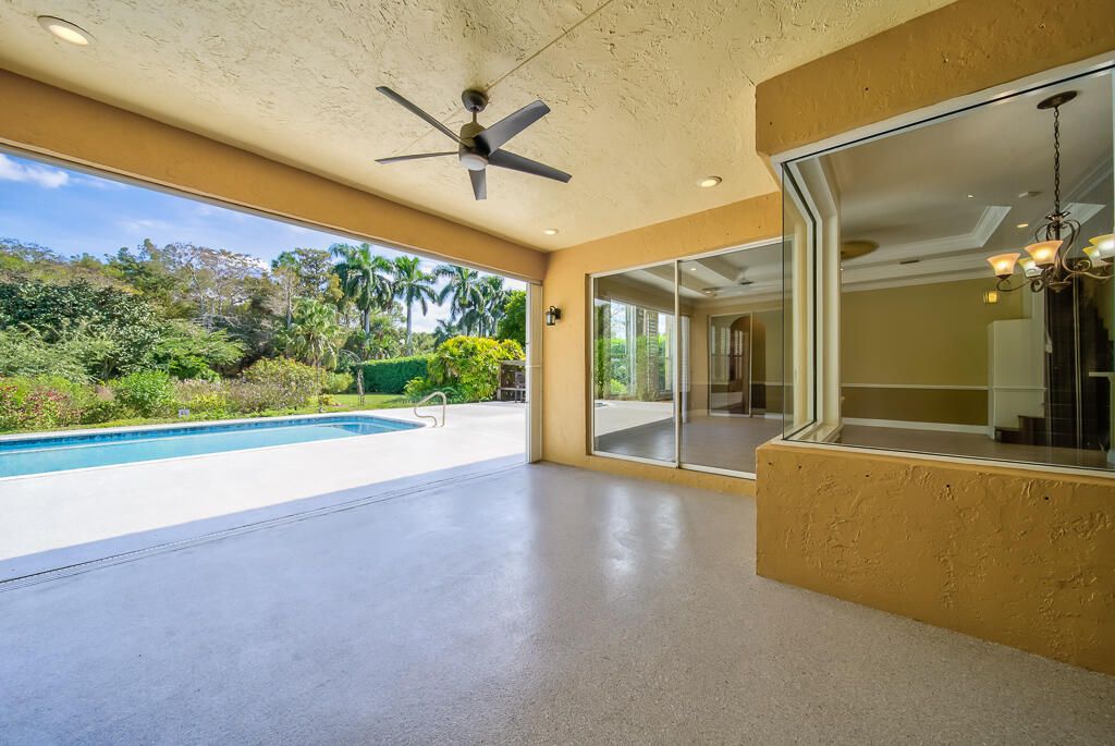 For Sale: $1,325,000 (5 beds, 4 baths, 3161 Square Feet)