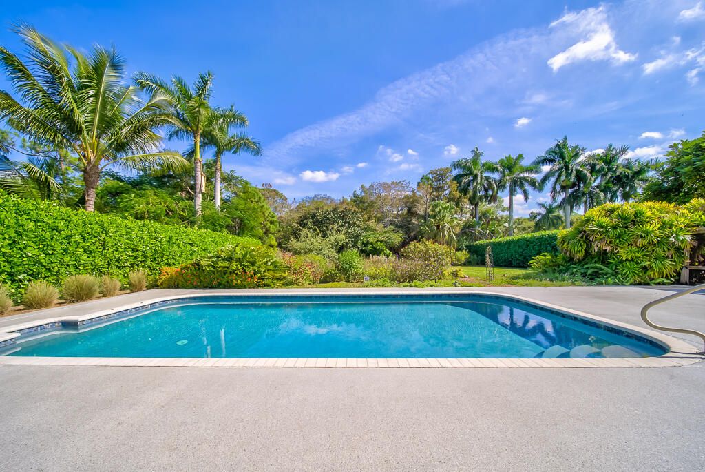 For Sale: $1,325,000 (5 beds, 4 baths, 3161 Square Feet)