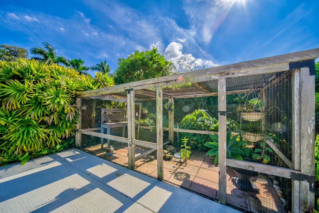 For Sale: $1,325,000 (5 beds, 4 baths, 3161 Square Feet)