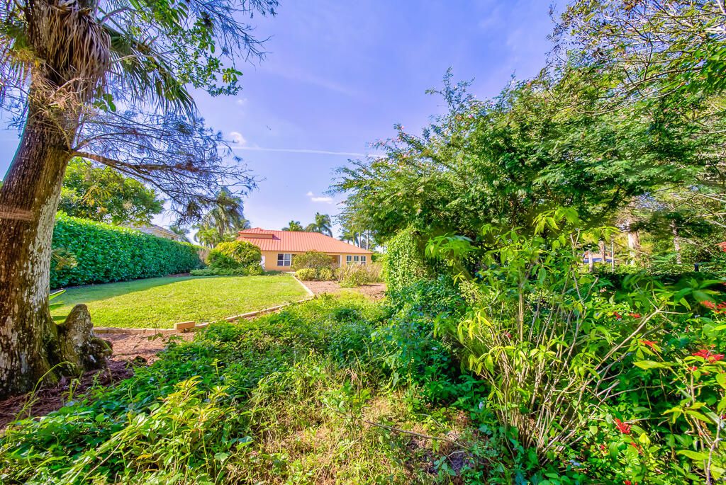 For Sale: $1,325,000 (5 beds, 4 baths, 3161 Square Feet)