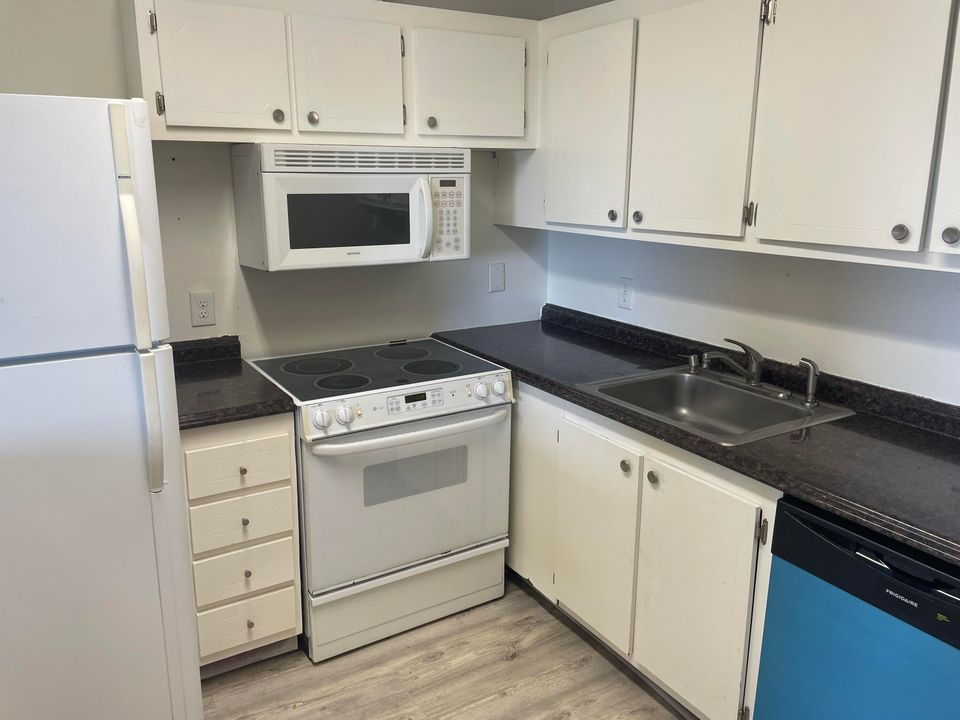 En Renta: $1,295 (1 camas, 1 baños, 642 Pies cuadrados)